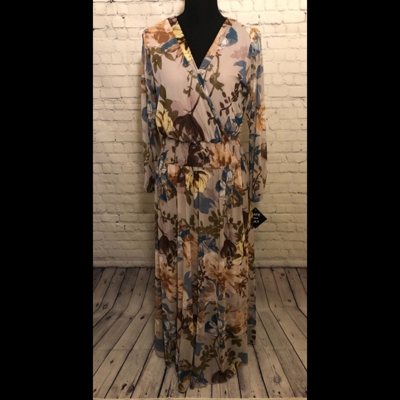 Kate and Lily Dresses & Skirts - NWT Kate and Lily tan floral long sheer sleeve dress - 12 Petite